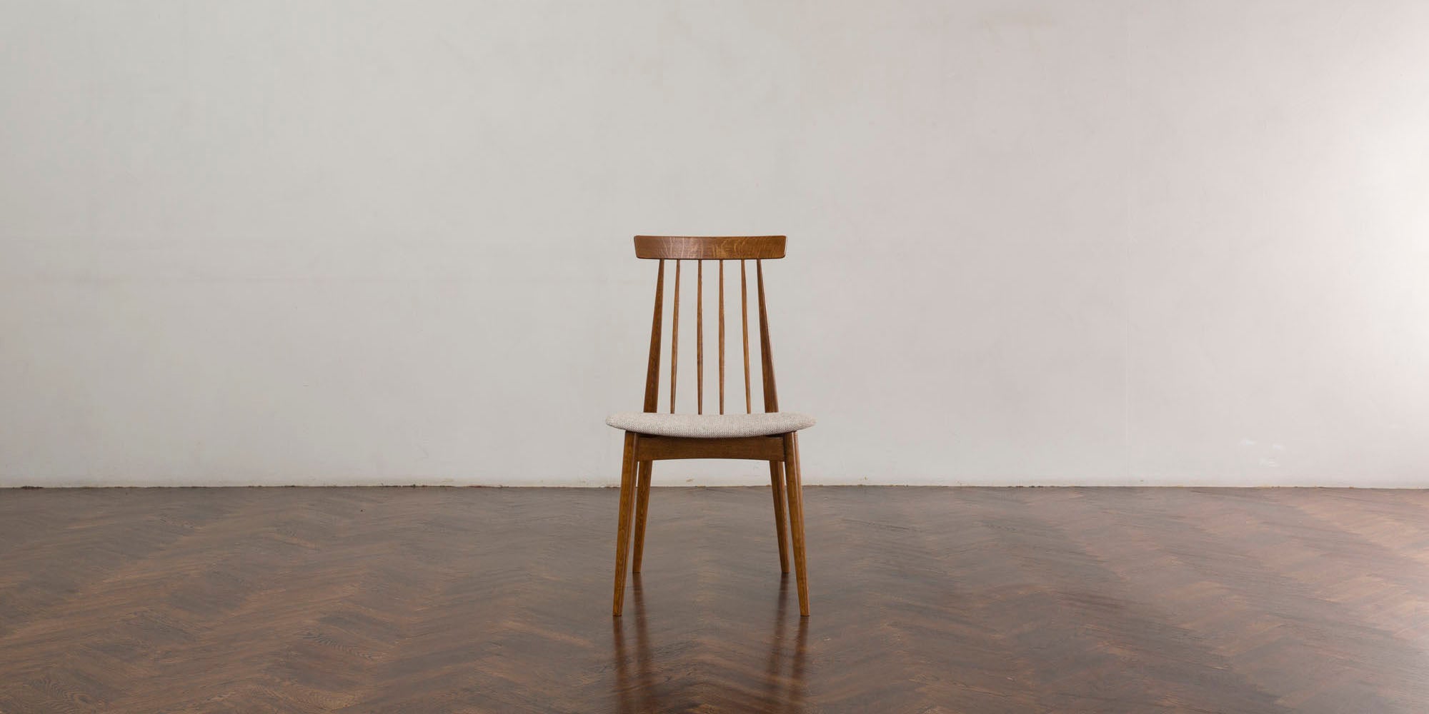 Comb Back Chair CHR-05A