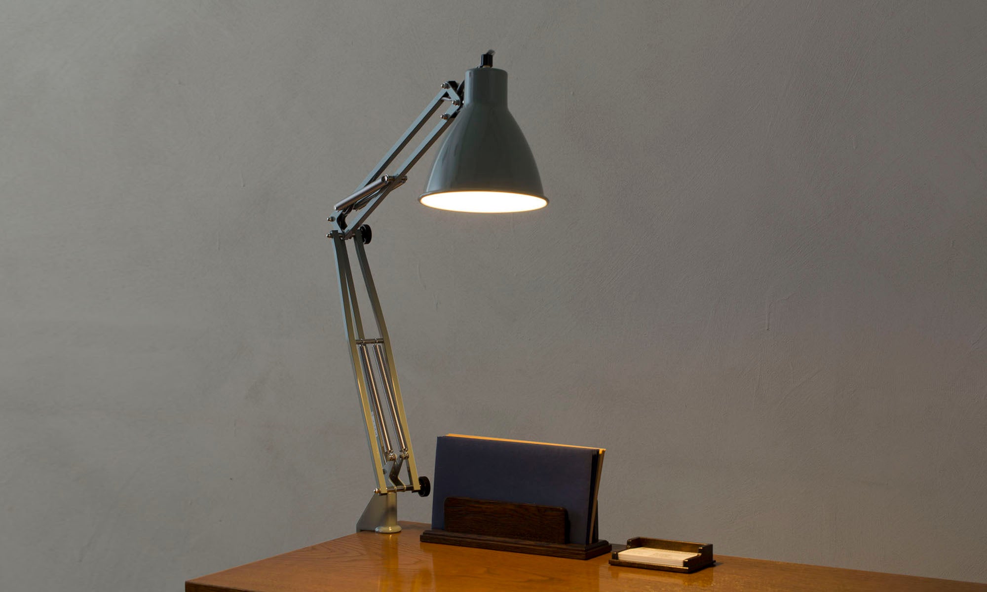 Chart Light DLP-01B-C