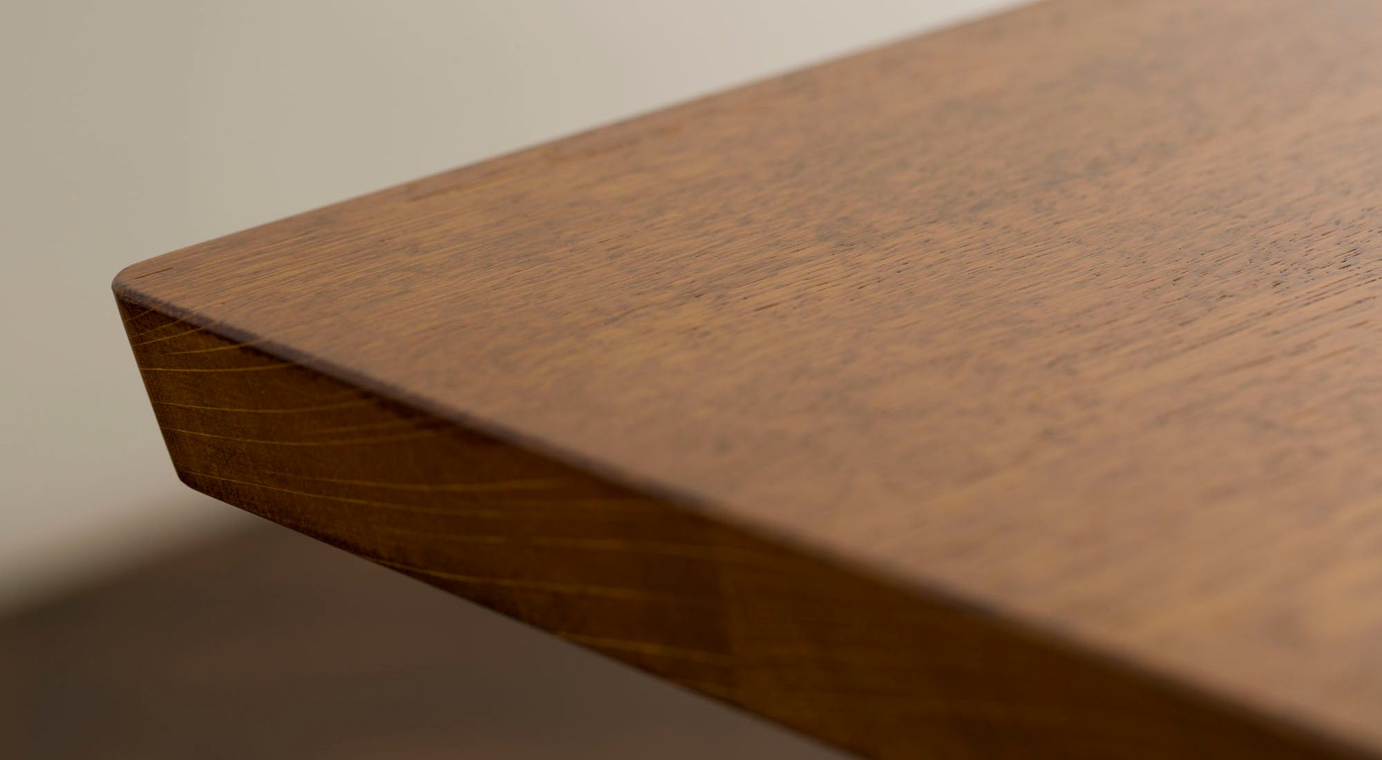 Traditional Table DNT-08A