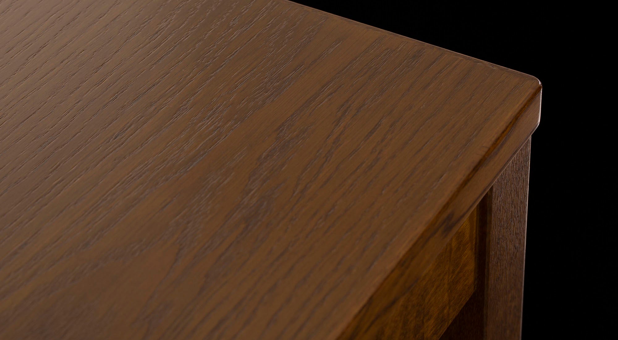 Session Table DSK-04B