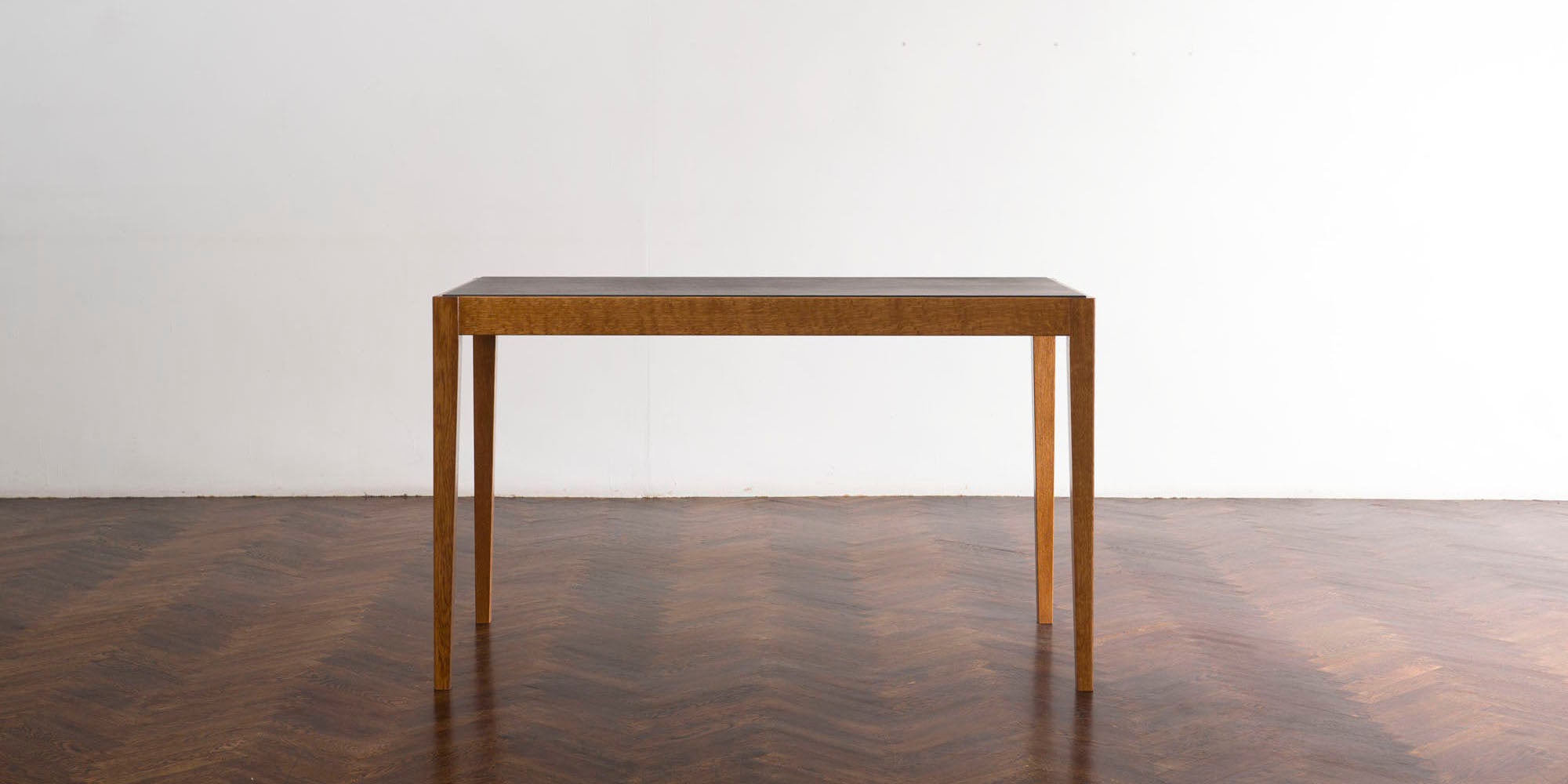 Summit Table DSK-05B|Leather