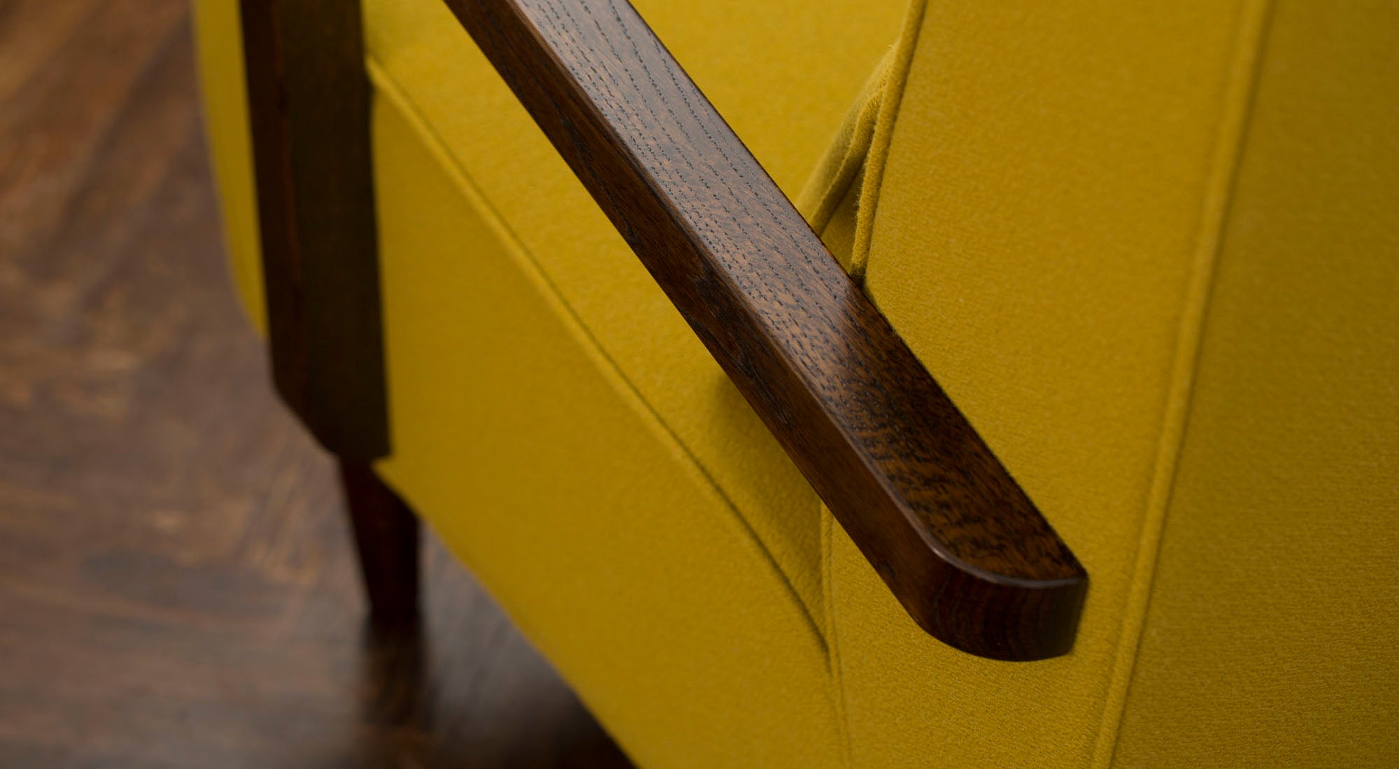 Wood Arm Sofa SFA-01D-1P