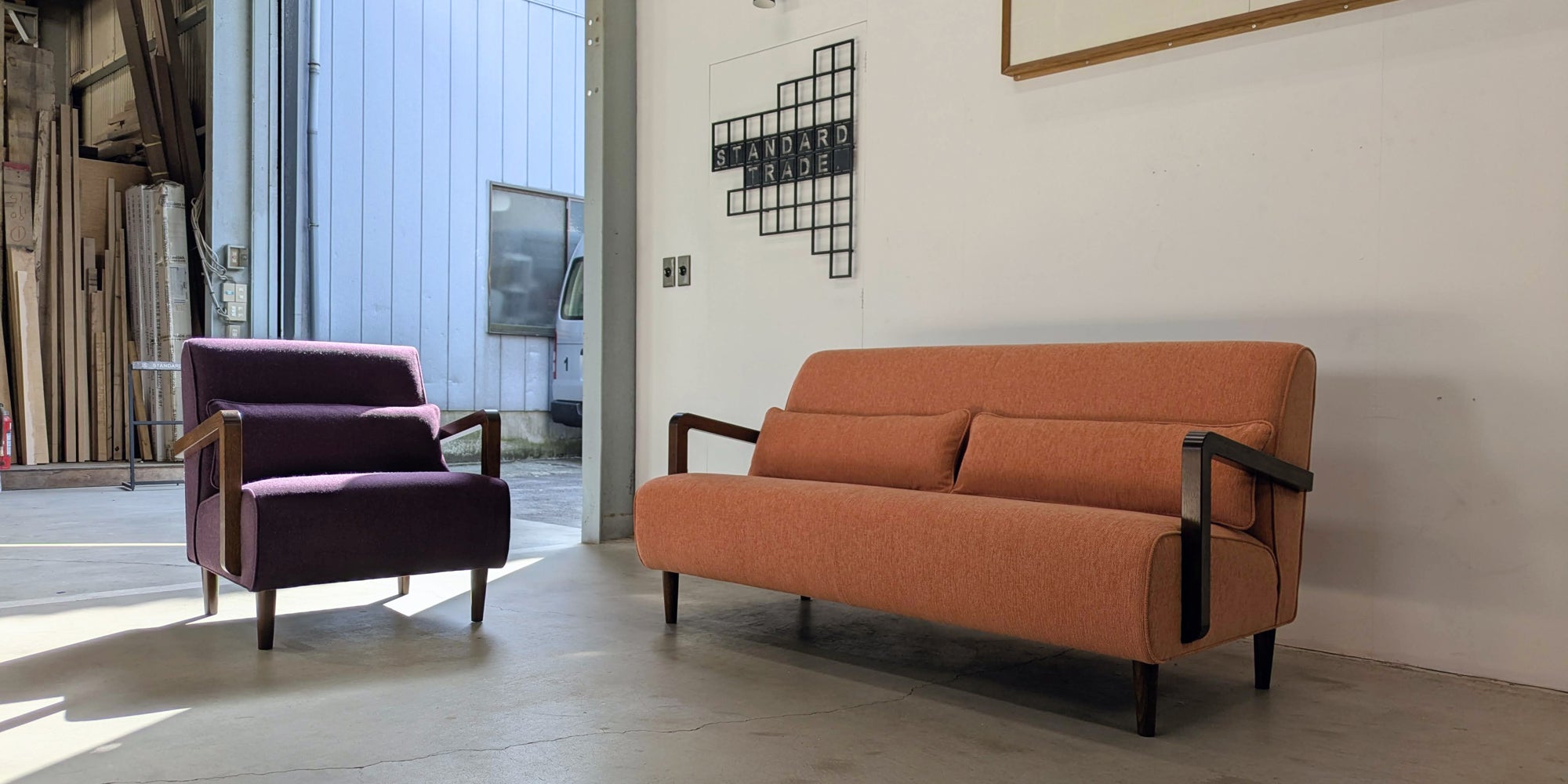 Wood Arm Sofa SFA-01D-2P