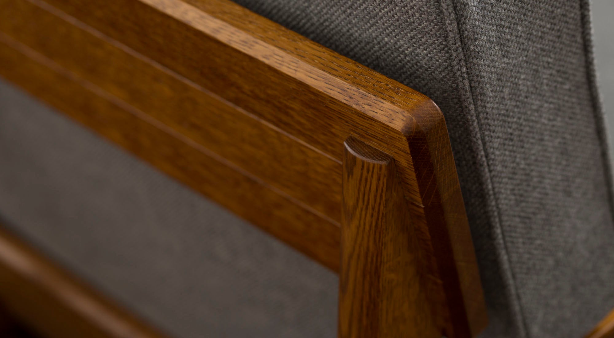 Wood Frame Sofa SFA-03C-3P