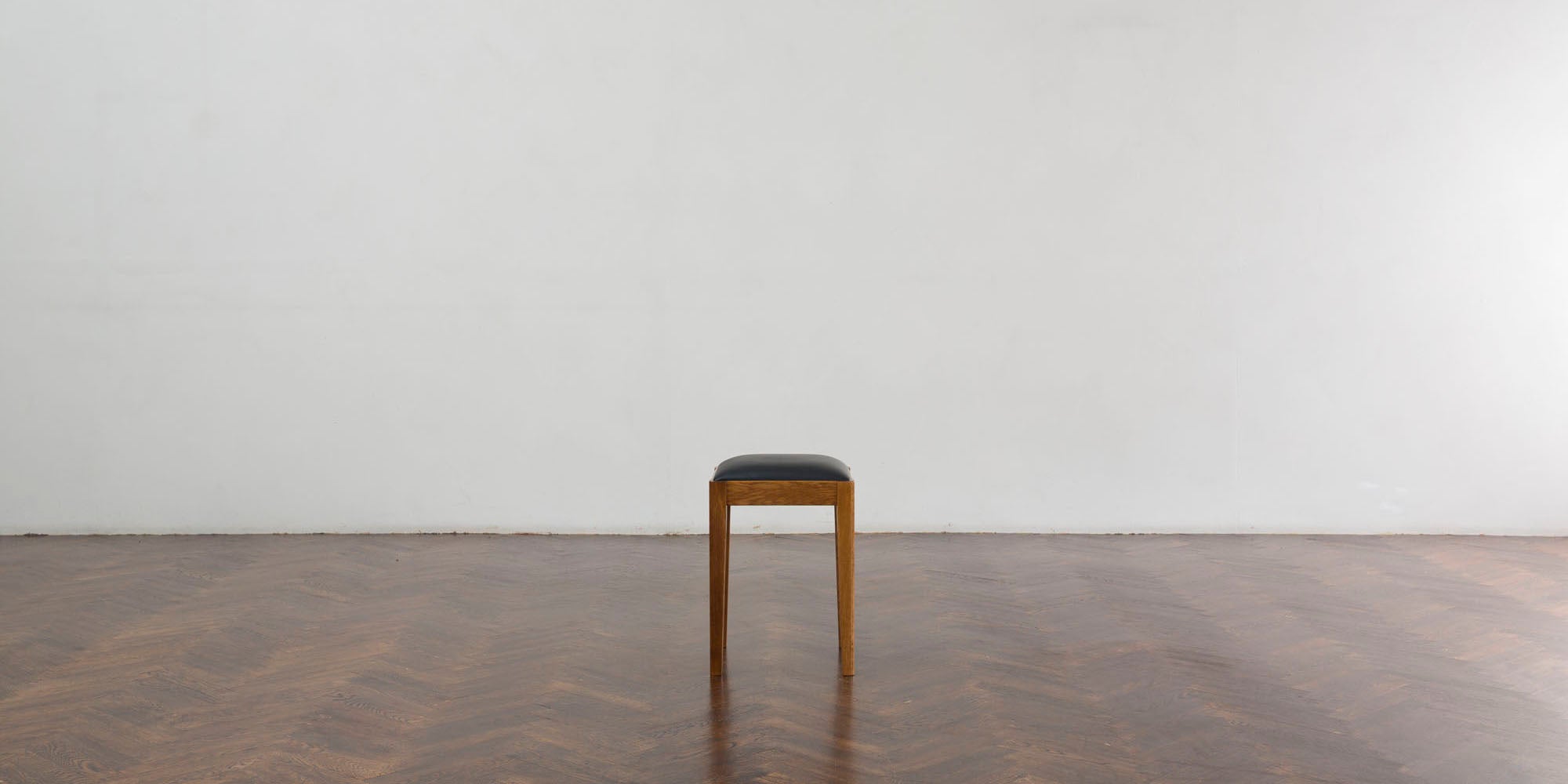 Stool STL-02B