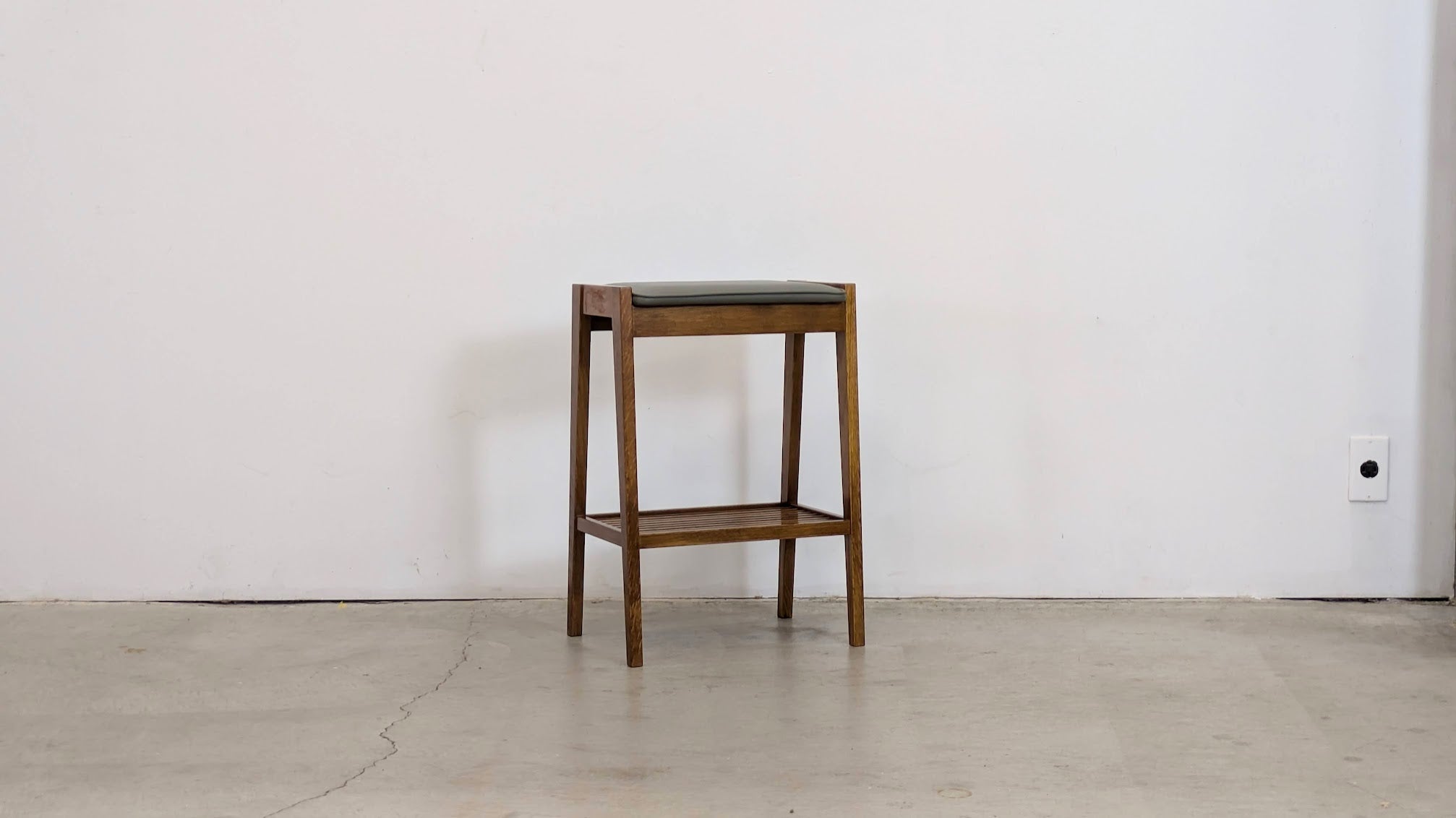 High Stool<br>STL-012A-H｜Rack<br>Light Gray