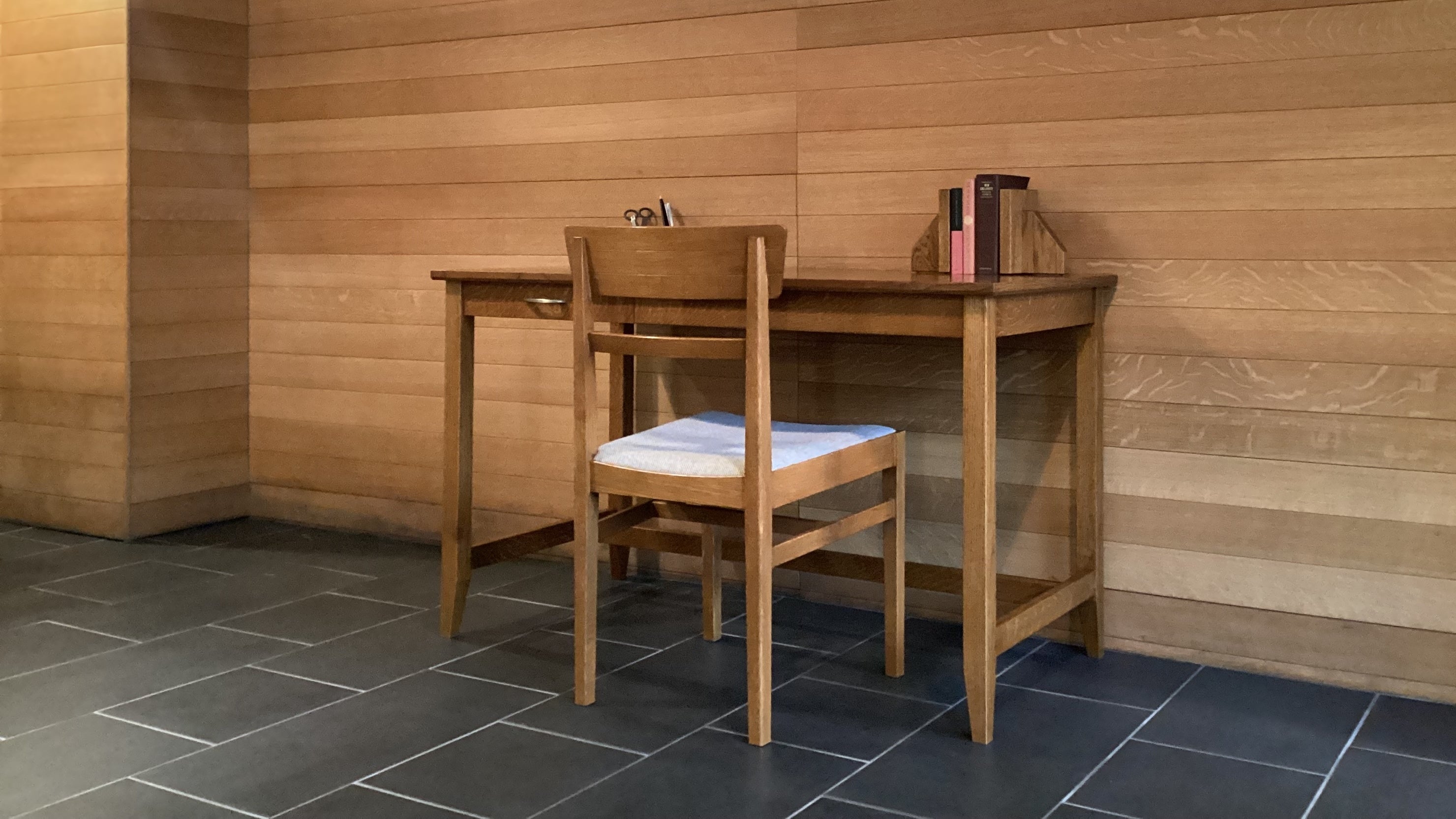 Standard Desk