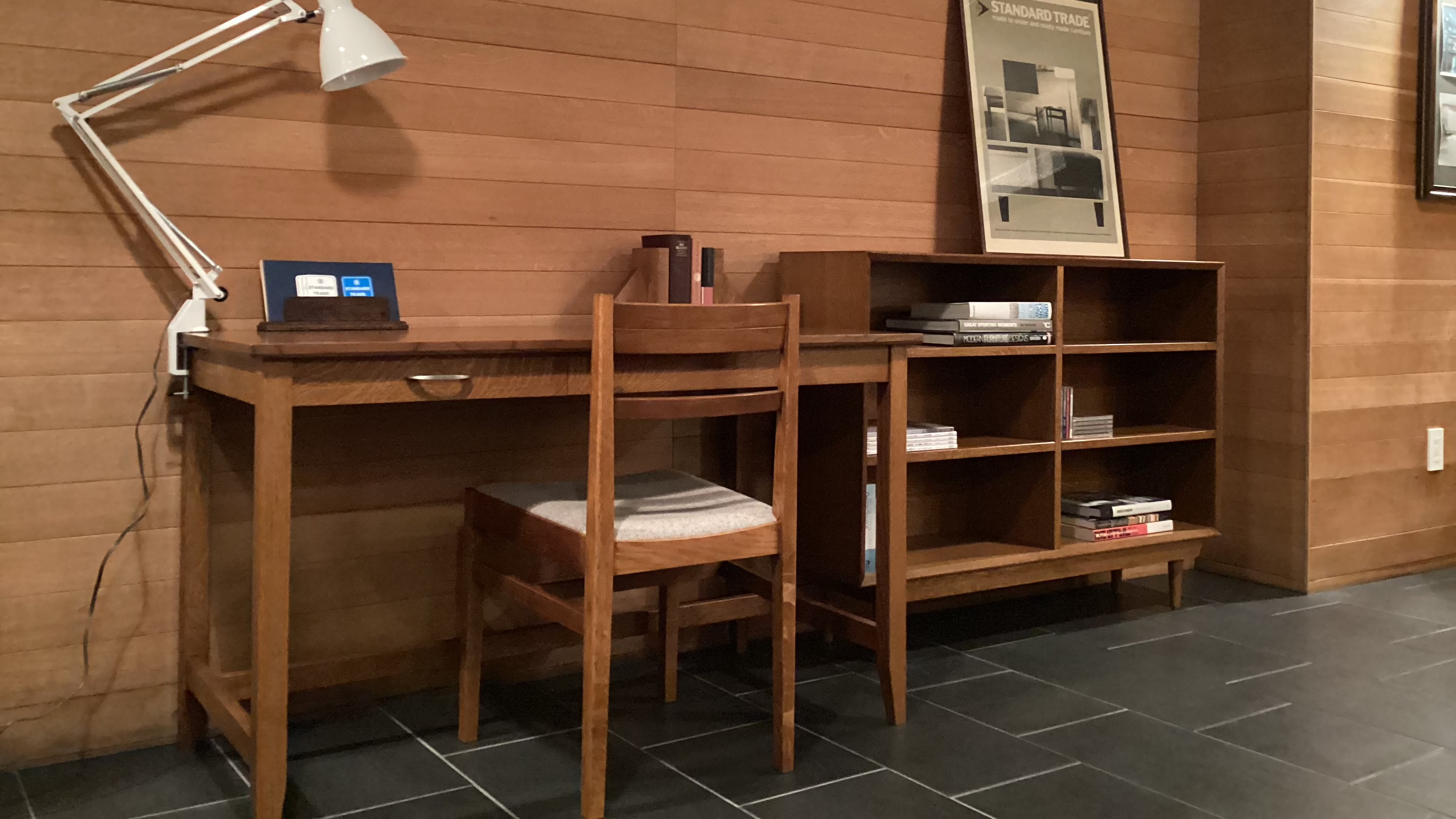 Standard Desk